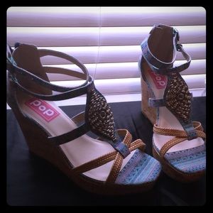 New platform sandals size 11